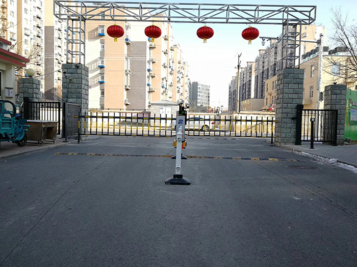 北京市順義區前進花園一區車牌識別系統